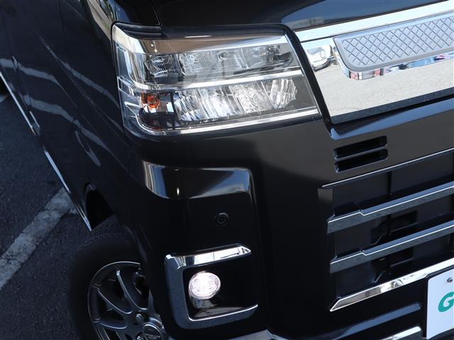 Daihatsu Hijet Cargo 9