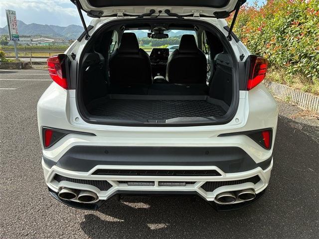 Toyota C-HR 7