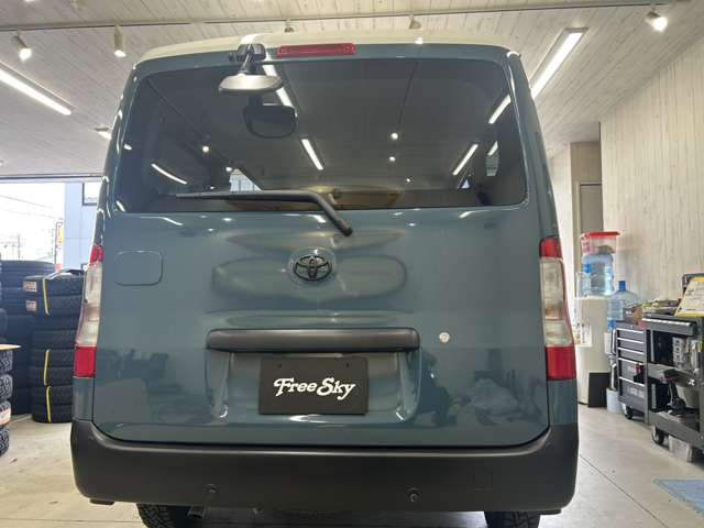 Toyota Town Ace Van 10