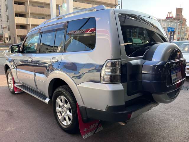 Mitsubishi Pajero 12