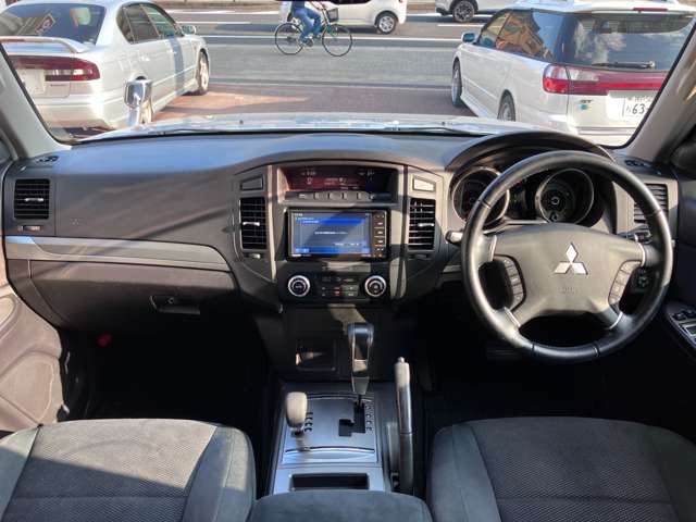 Mitsubishi Pajero 3