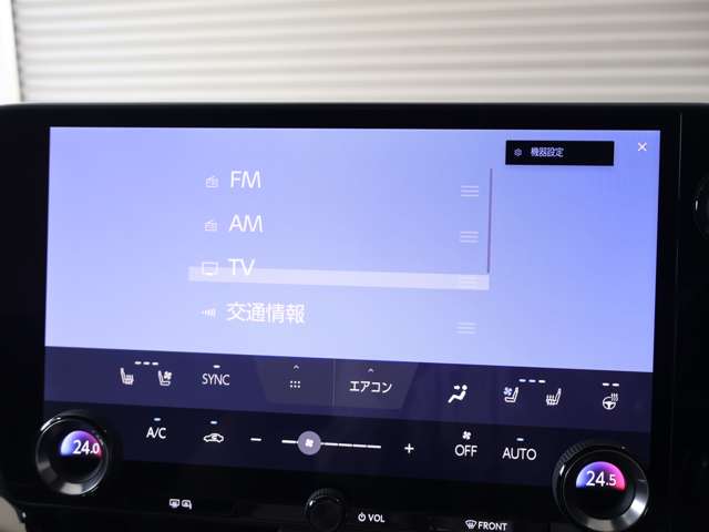 Lexus NX 11