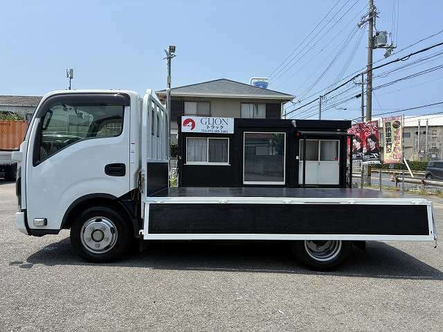 Isuzu Elf 11