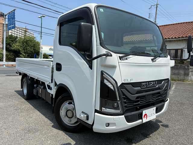 Isuzu Elf 3
