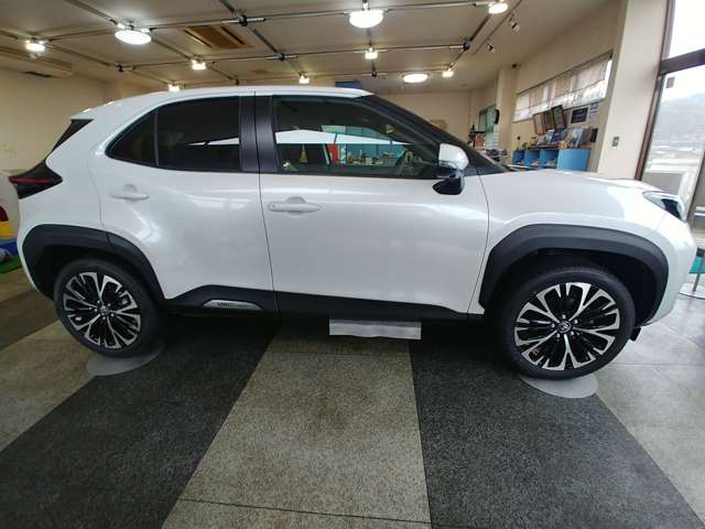 Toyota Yaris Cross 4