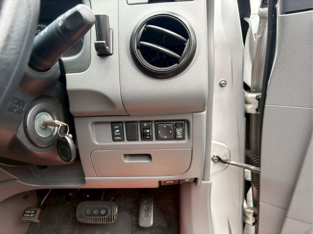 Mazda Familia Van 12