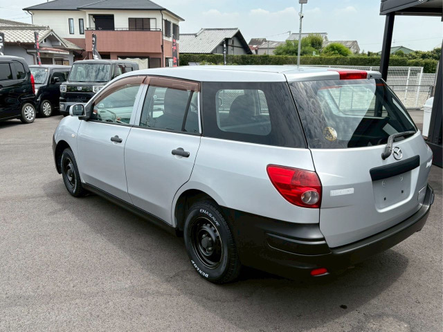 Mazda Familia Van 5