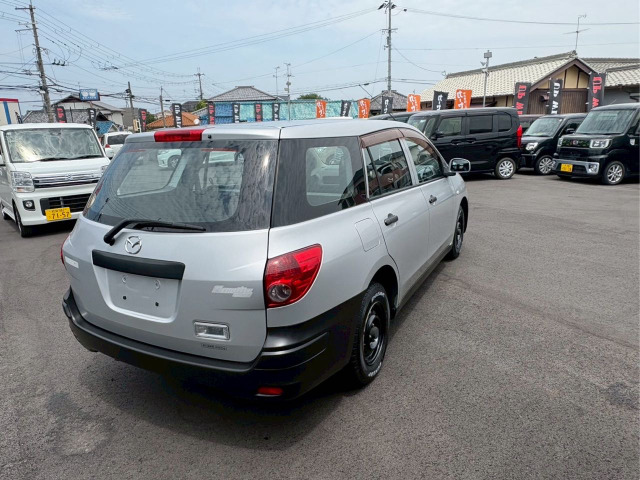 Mazda Familia Van 7