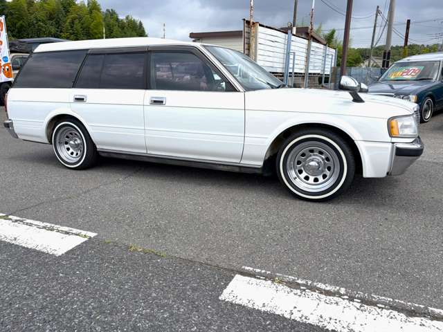 Toyota Crown Van 11