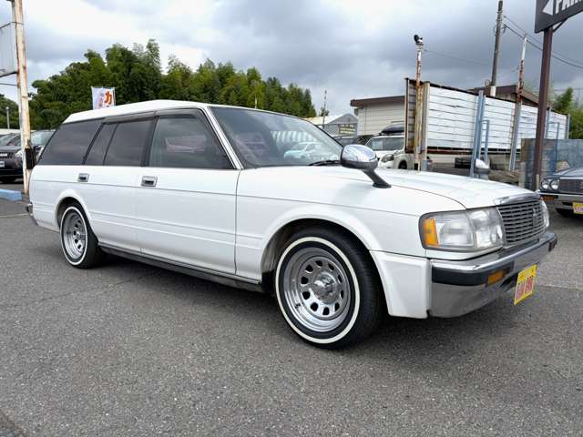 Toyota Crown Van 10