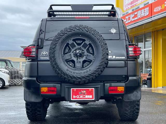 Toyota FJ Cruiser 7