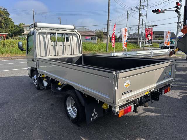 Mitsubishi Fuso Canter 11