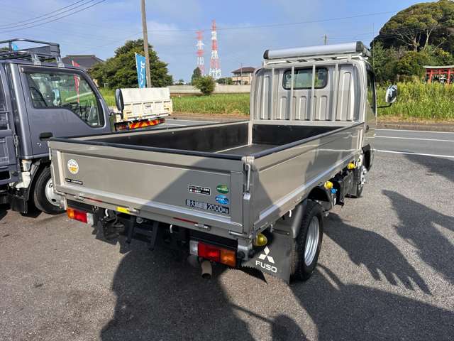 Mitsubishi Fuso Canter 10