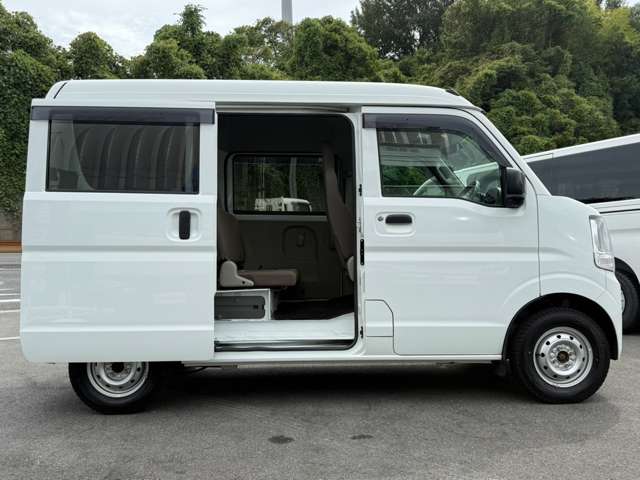 Nissan NV100 Clipper 9