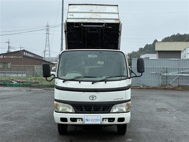 Toyota Dyna 7