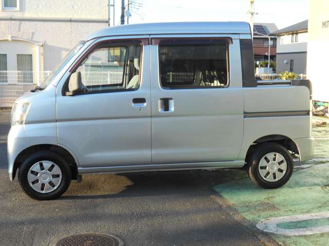 Daihatsu Hijet Deck Van 4