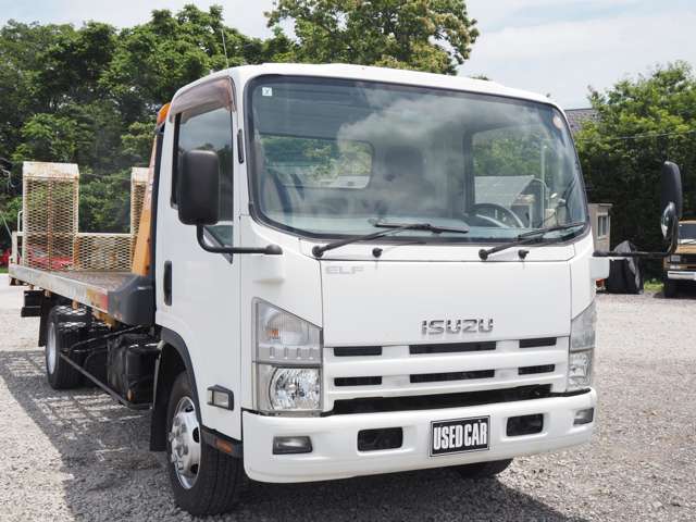 Isuzu Elf 7