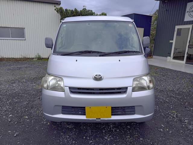 Toyota Light Ace Van 10