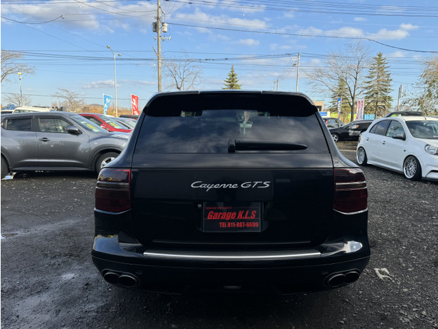 Porsche Cayenne 5