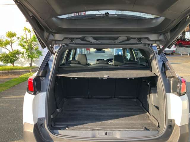 Peugeot 5008 10