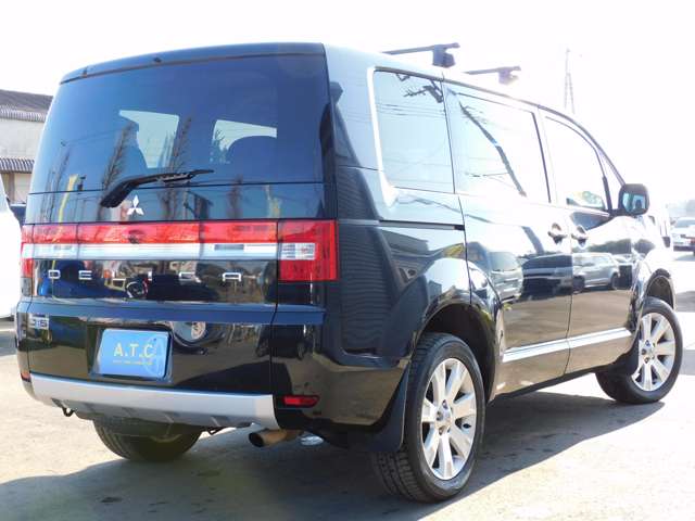 Mitsubishi Delica D:5 6