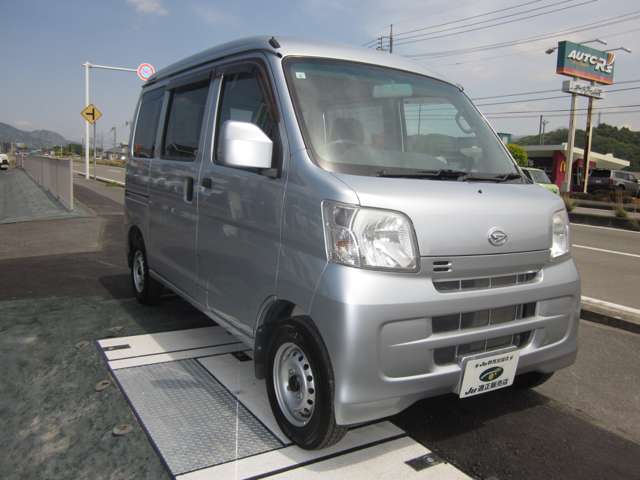 Daihatsu Hijet Cargo 9