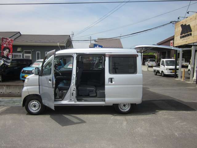 Daihatsu Hijet Cargo 10