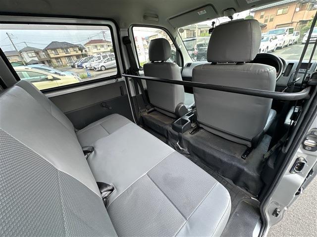 Toyota Light Ace Van 11