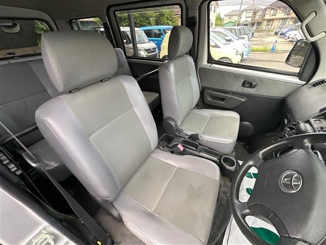 Toyota Light Ace Van 7