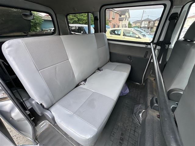 Toyota Light Ace Van 10