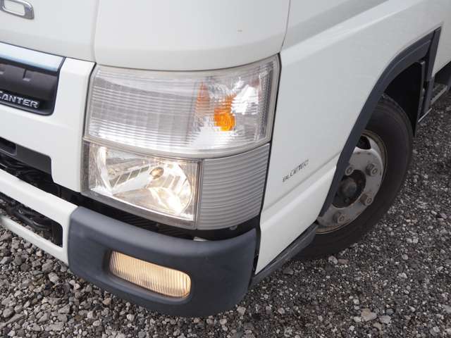 Mitsubishi Fuso Canter 8