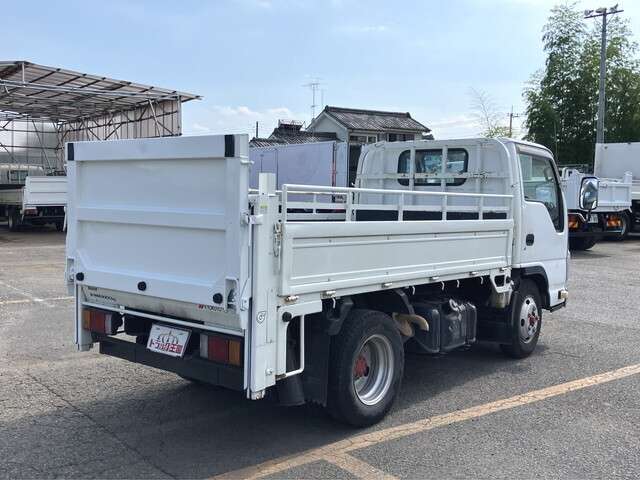Isuzu Elf 9
