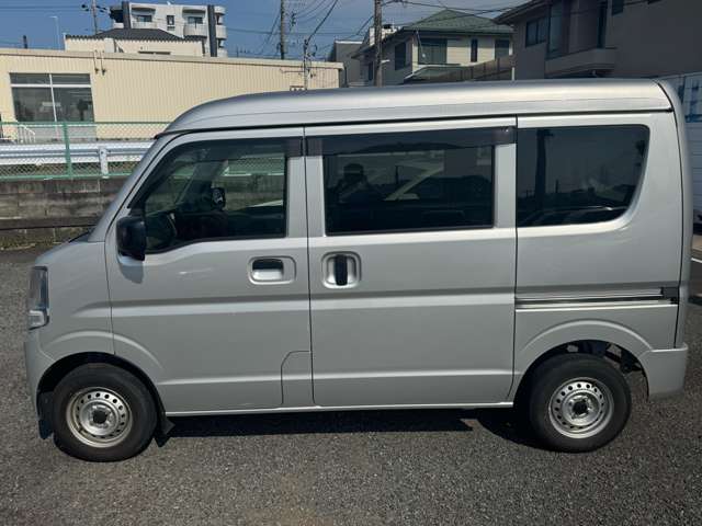 Nissan NV100 Clipper 3