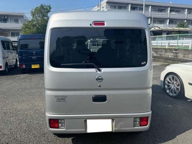 Nissan NV100 Clipper 6