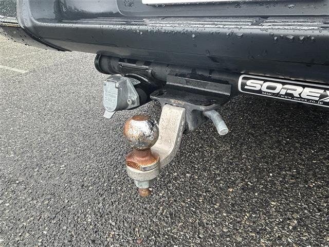 Toyota Hilux 9