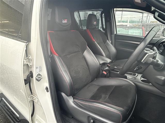 Toyota Hilux 10