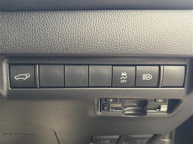 Toyota Harrier 5