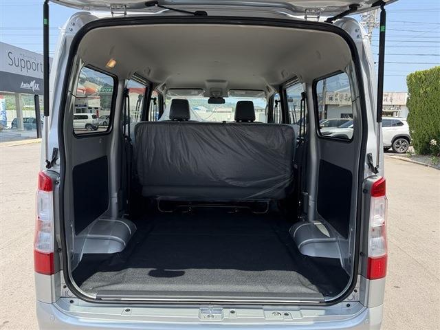 Toyota Town Ace Van 10