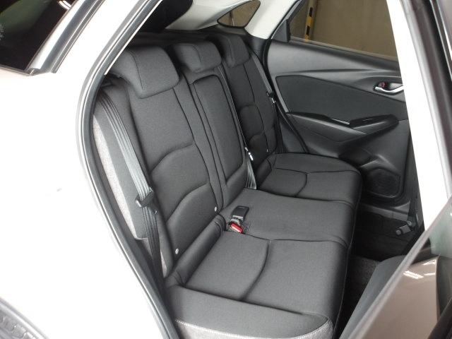 Mazda CX-3 11