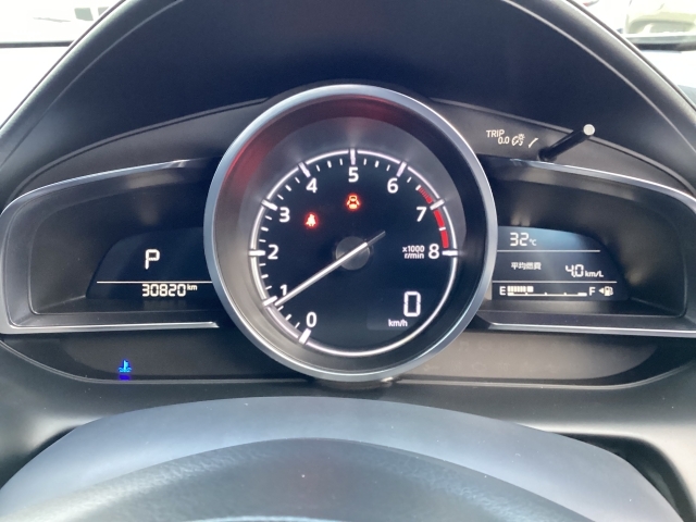 Mazda CX-3 4