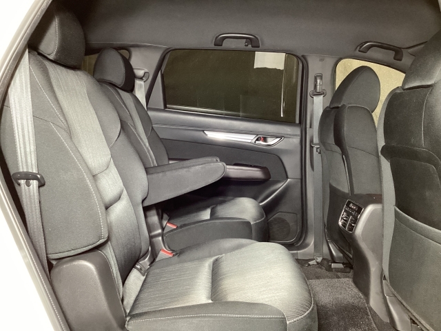 Mazda CX-8 10