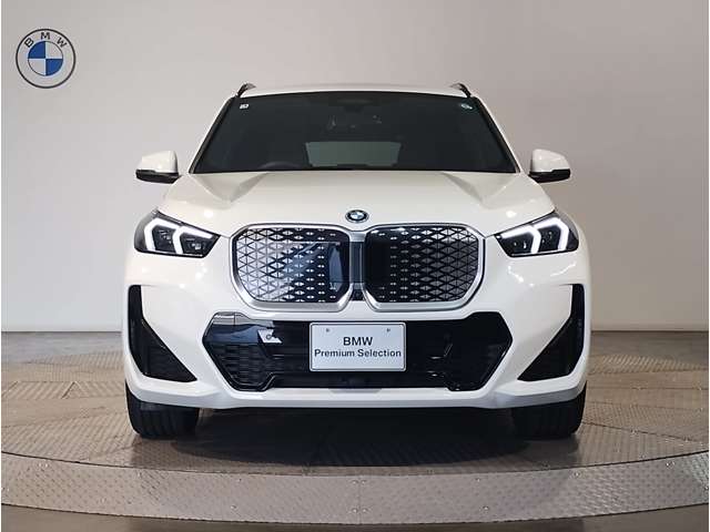 BMW iX1 5