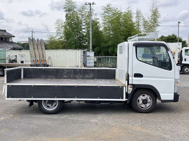 Mitsubishi Fuso Canter 11