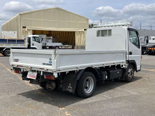 Mitsubishi Fuso Canter 9