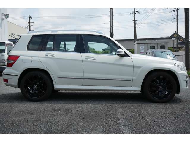 Mercedes-Benz GLK-Class 12