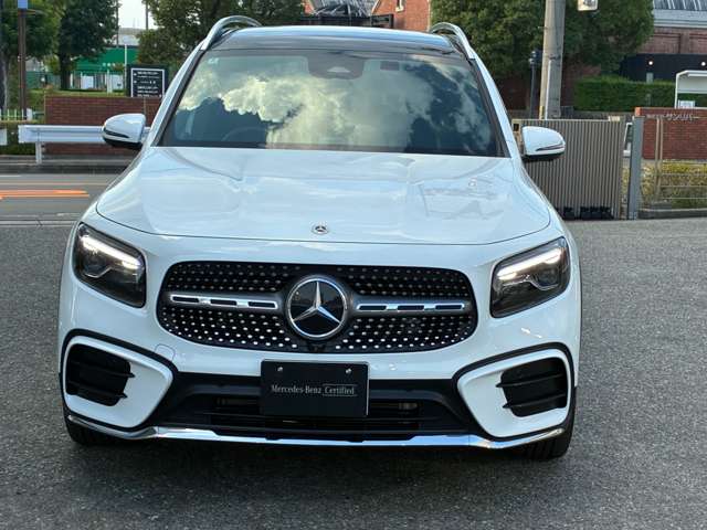 Mercedes-Benz GLB 12