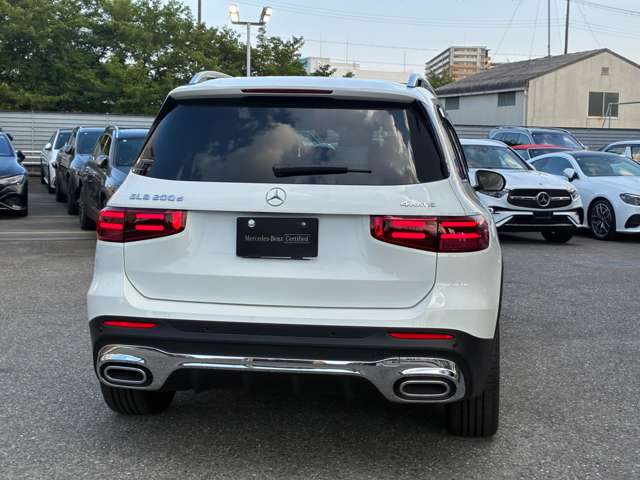 Mercedes-Benz GLB 8