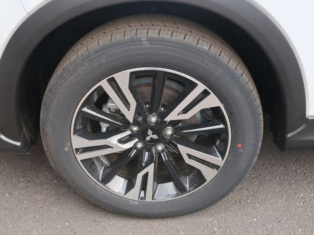 Mitsubishi Eclipse Cross 10