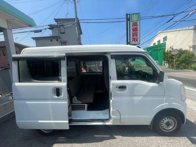 Nissan NV100 Clipper 11
