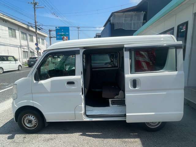Nissan NV100 Clipper 6